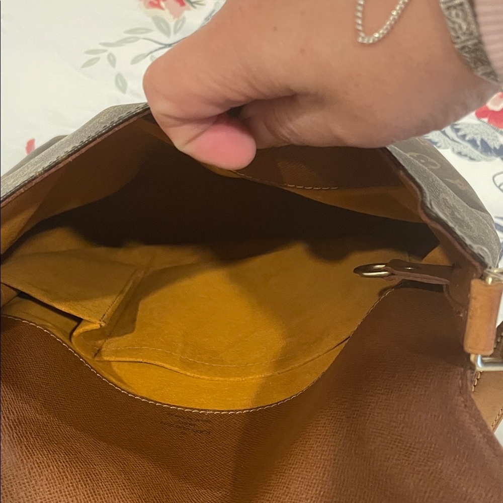 Louis Vuitton Dark Brown Monogram Messenger Bag - Picture 11 of 16
